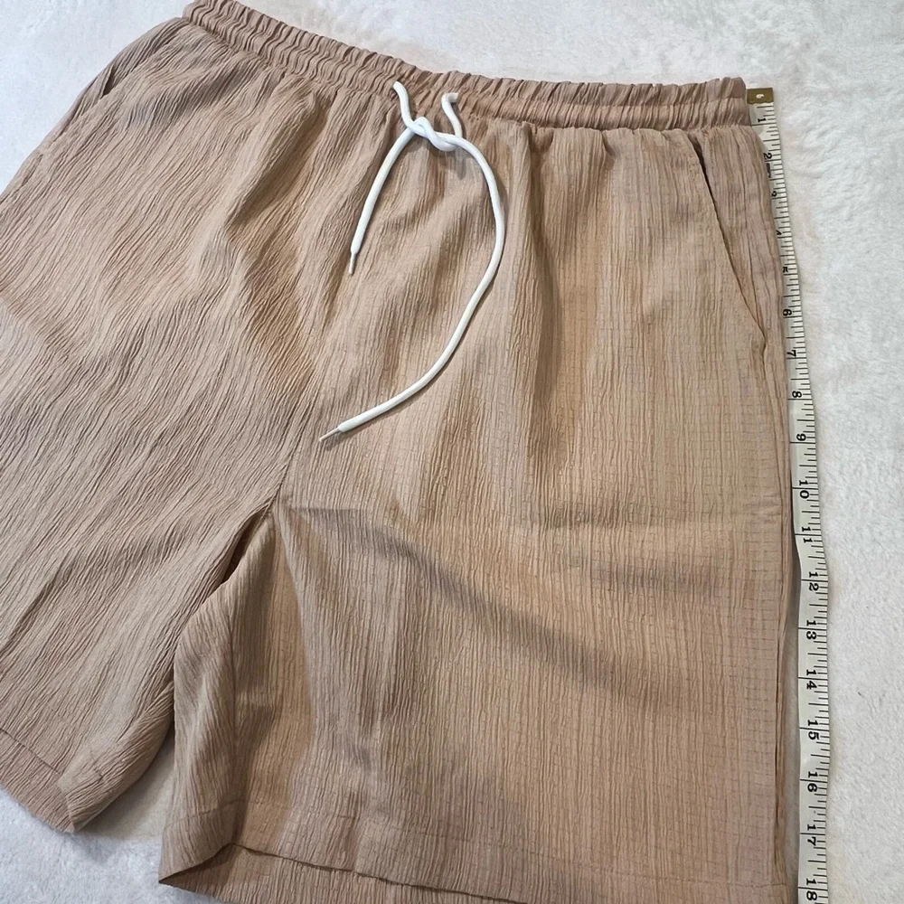 NWOT Manfinity Tan Shorts‎
